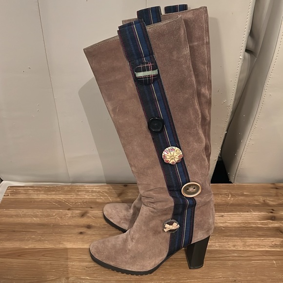 Women’s Designer Kenzo Taupe Suede Knee High Boots Size 6 - Picture 5 of 9